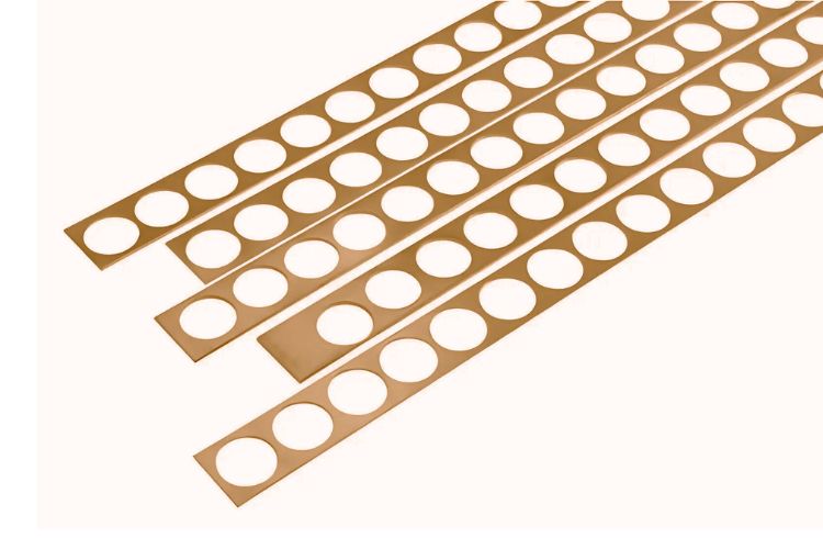 SA Bronze Stanzreste