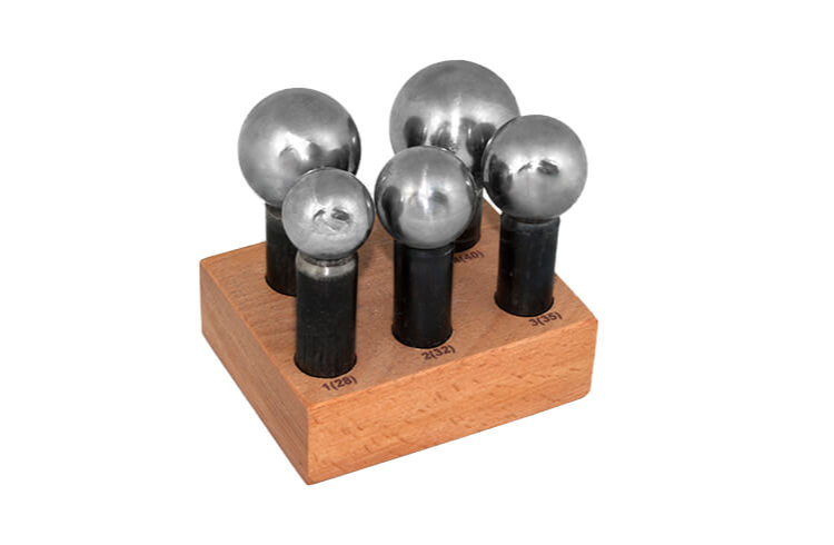 Kugelpunzensatz  28 - 45 mm