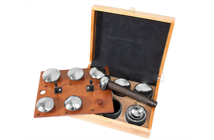 Linsenpunzensatz 30 - 60 mm