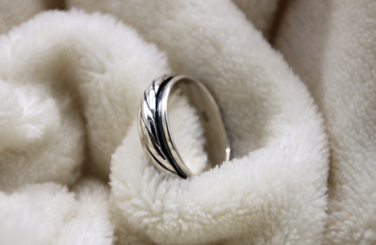 2ND CHANCE NR. 32 925/- SILBER RING GR. 67